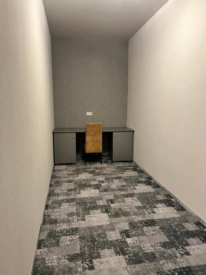 Albert Hotel Ploieşti Dış mekan fotoğraf